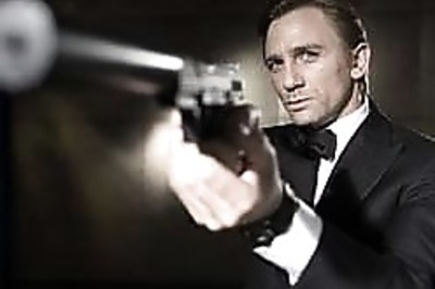 Bond gets better, mystery gets fans at the title