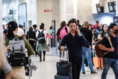 Paperless Entry for Flyers Start at Delhi, Bengaluru and Varanasi Airports