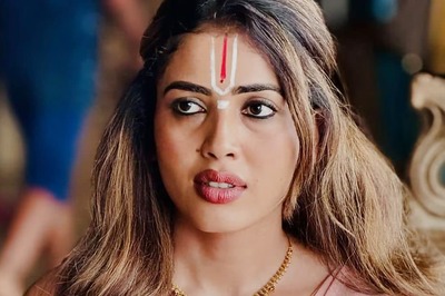 Actress Sara Annaiah’s Elegant Pink Silk Saree Look Is Perfect For Navratri