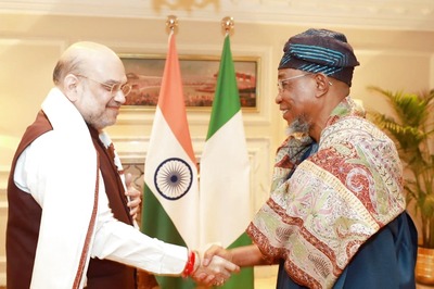 Amit Shah Meets Nigerian Interior Minister, Raises Detention of 16 Indian Sailors