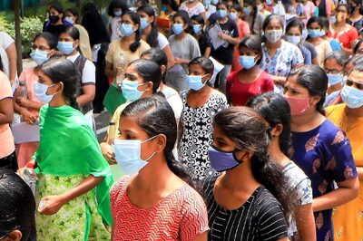 K’taka Brings Back Covid Curbs, Masks Now Must in Schools, Colleges, Pubs; New Year Celebrations Allowed Till 1 am