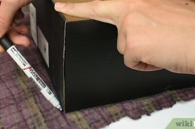 How to Cover a Box with Fabric