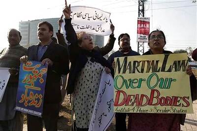 Pak SC could decide Zardari, Gilani's fate