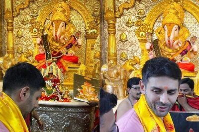Kartik Aaryan Visits Dagdusheth Halwai Ganesh Temple Between Chandu Champion Shoot; See Viral Pics