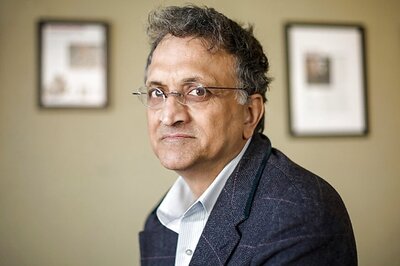 BJP Sends Legal Notice to Ramachandra Guha for Linking Gauri Lankesh's Murder With RSS