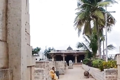 This Andhra Temple, With Ramayana Inscriptions On Pillars,  Is An Architectural Marvel