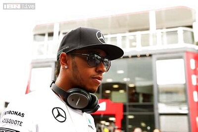 Hamilton grabs pole ahead of Rosberg at Italian Grand Prix