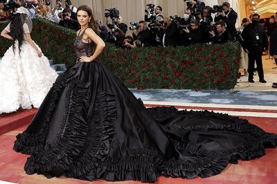 Kendall Jenner Rocks A Turtle Neck Bodysuit In Her Latest Photoshoot; See Pic