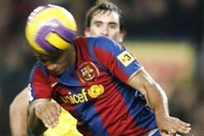 Barcelona, Racing enter King's Cup semis