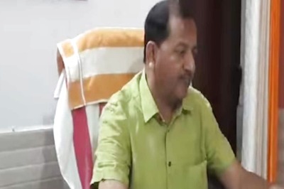 From Humble Beginnings To District Education Inspector, The Inspiring Story Of Azamgarh's Ramesh Singh