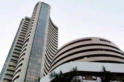 Sensex Ends 160 Points Higher, Infosys Soars 7%