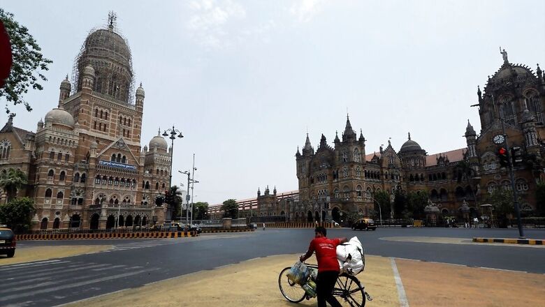 Maharashtra 'Locks Down': Public Transport Only for Essential Services; Wedding Guests Limited to 25