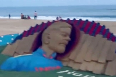 Sudarsan Pattnaik Wishes Virat Kohli Happy Birthday By Creating Magnificent Sand Sculpture; Watch