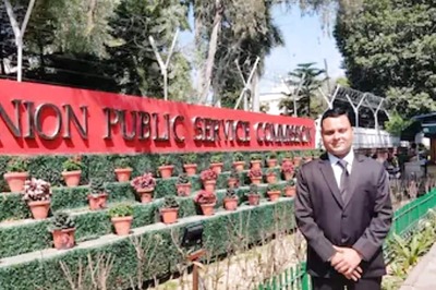 Meet Gyanendra Bharti, The Bihar Man From A Farmer’s Family Who Cracked UPSC On 5th Attempt