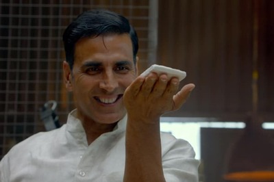 The Pad Man Song: Akshay Kumar Introduces The Quirks of This Superhero