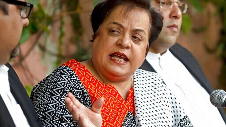 Vile Social Media Attacks Target Pakistani Women Journalists