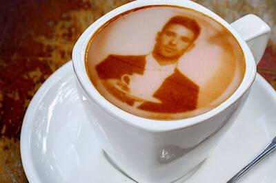 This new device can print photos on your coffee in just 10 seconds